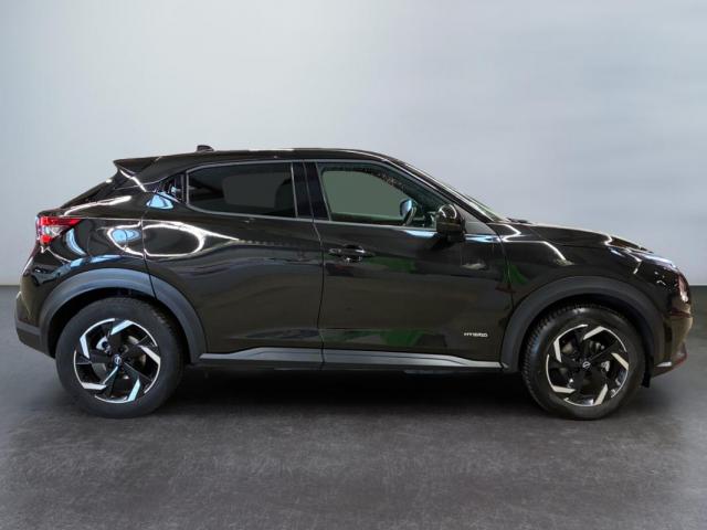 Nissan Juke image 6