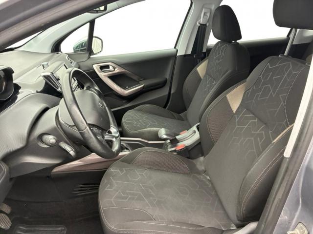 Peugeot 2008 image 1