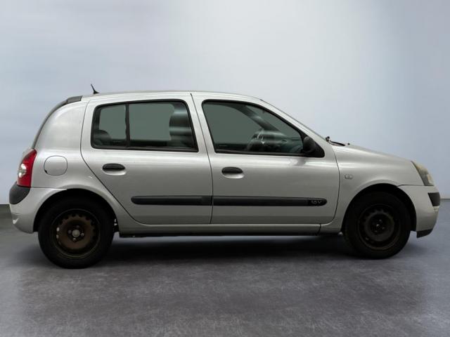 Renault Clio image 1