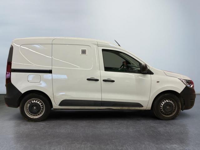 Renault Express Van image 2
