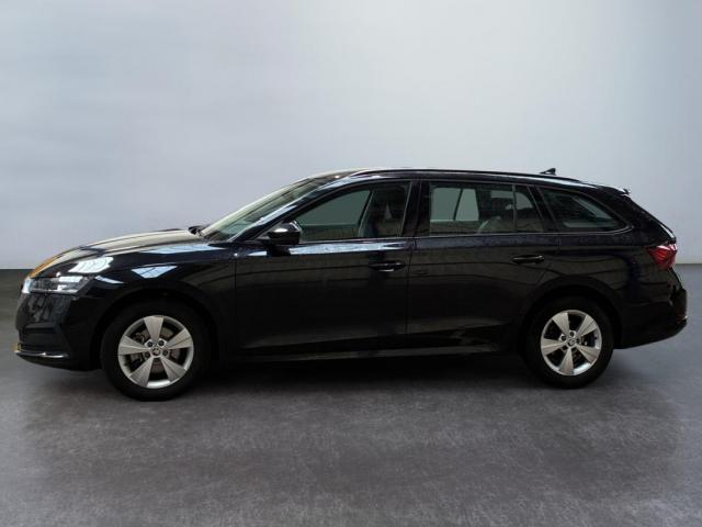 Skoda Octavia image 4