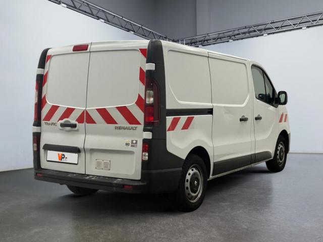 Renault Trafic image 2