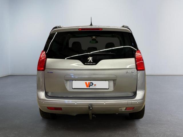 Peugeot 5008 image 4