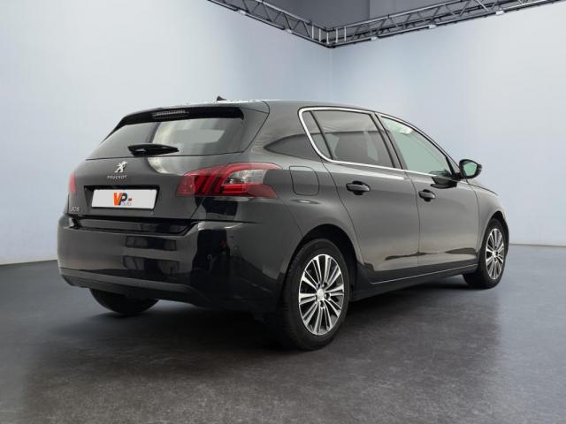 Peugeot 308 image 8