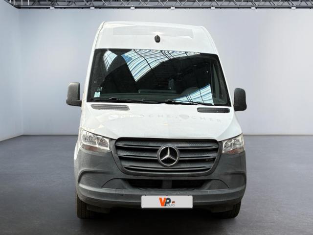 Mercedes Benz Sprinter image 4