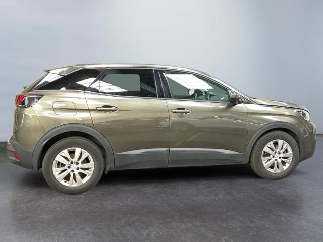 Peugeot 3008 image 2