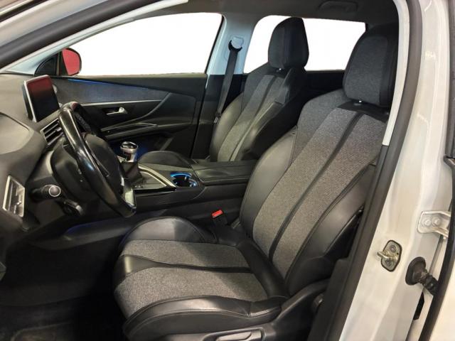 Peugeot 5008 image 6