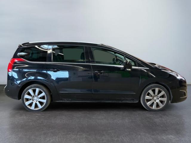 Peugeot 5008 image 3