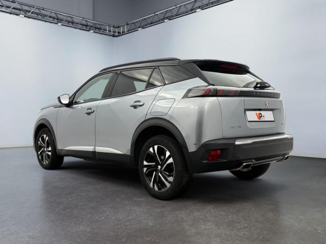 Peugeot 2008 image 8