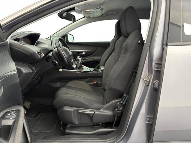 Peugeot 3008 image 4