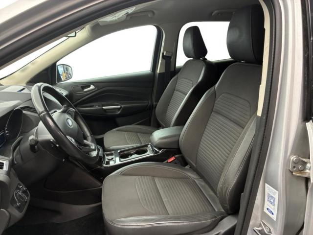 Ford Kuga image 4
