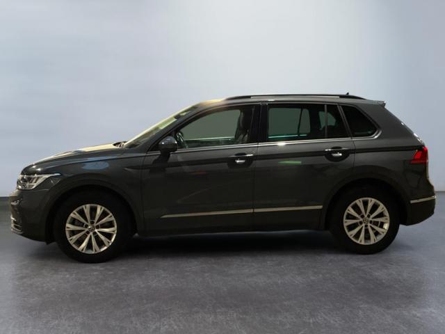 Volkswagen Tiguan image 6