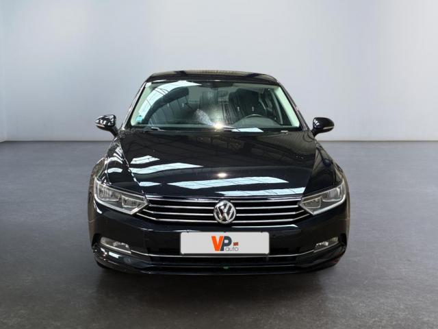 Volkswagen Passat image 8