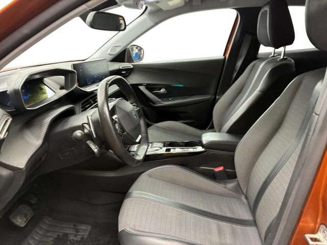 Peugeot 2008 image 3