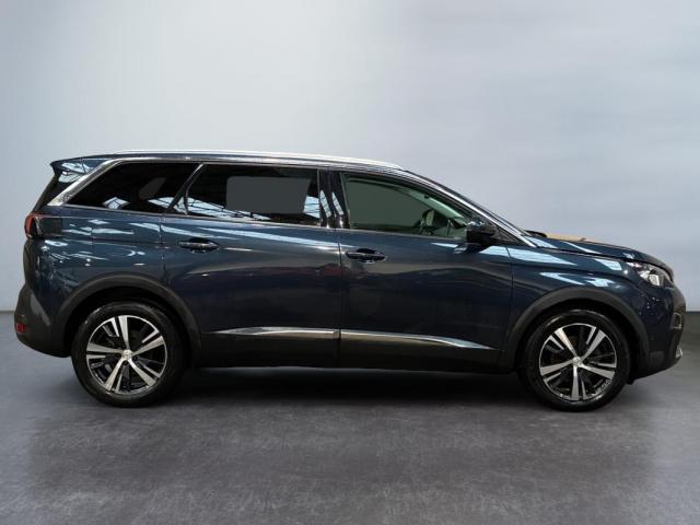 Peugeot 5008 image 7