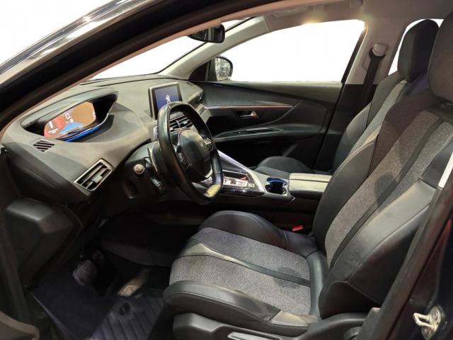 Peugeot 5008 image 3