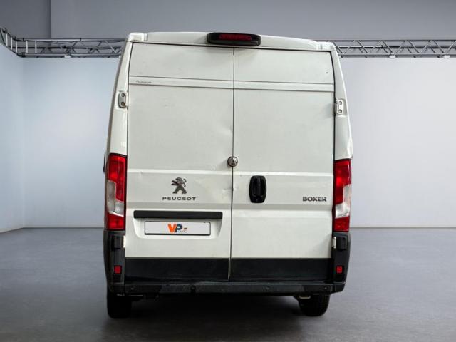 Peugeot Boxer image 2