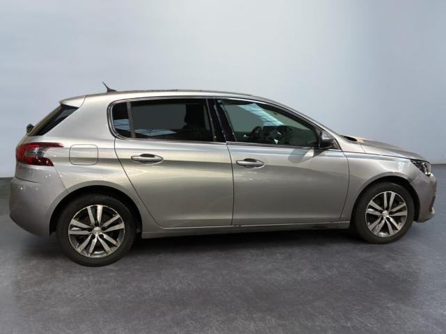 Peugeot 308 image 4