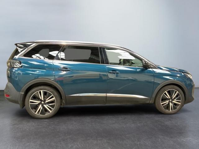 Peugeot 5008 image 2
