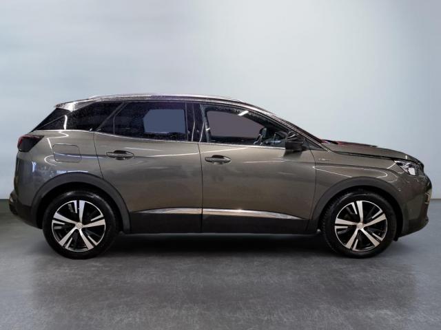 Peugeot 3008 image 2