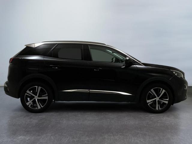 Peugeot 3008 image 2