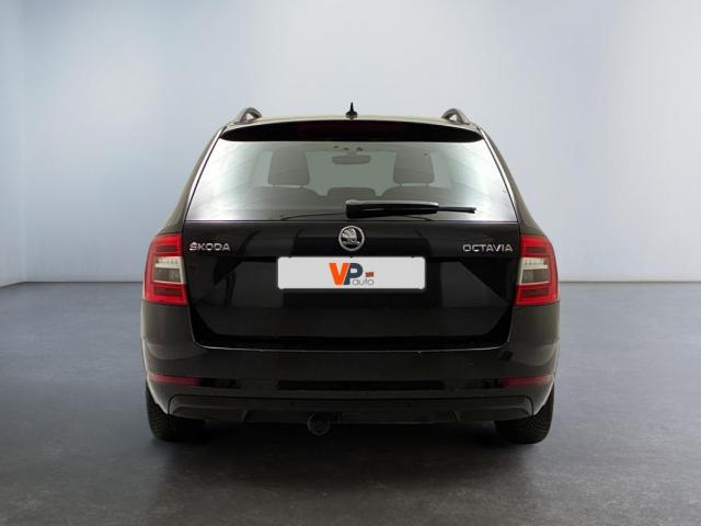 Skoda Octavia image 6