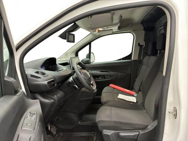 Peugeot Partner image 8