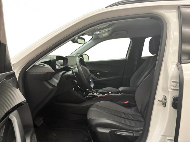 Peugeot 2008 image 5