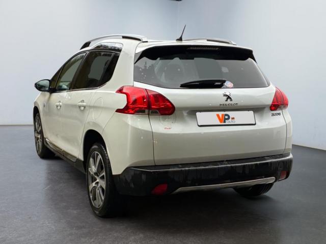 Peugeot 2008 image 1