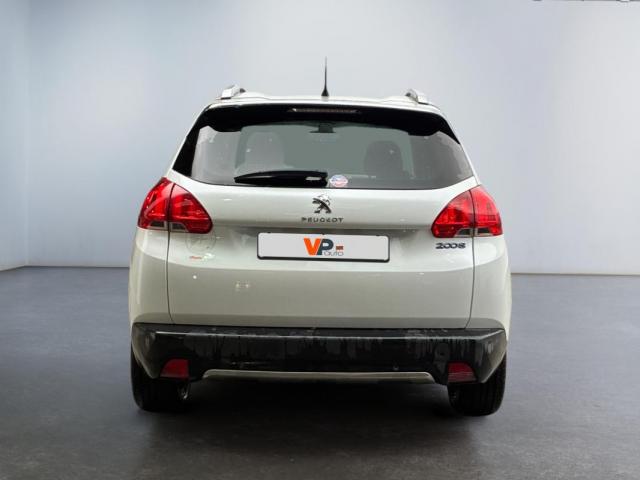 Peugeot 2008 image 2