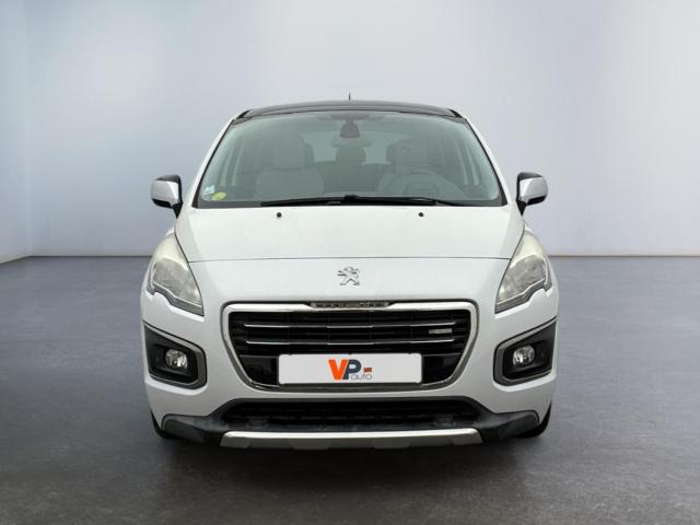 Peugeot 3008 Hybrid4 image 1