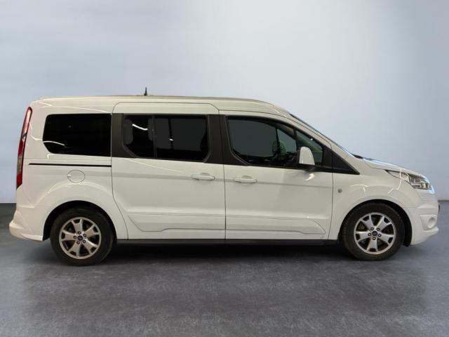 Ford Grand Tourneo Connect image 3