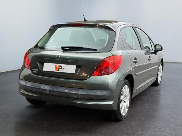 Peugeot 207 image 4