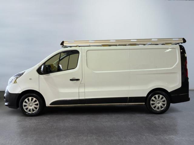 Renault Trafic image 1
