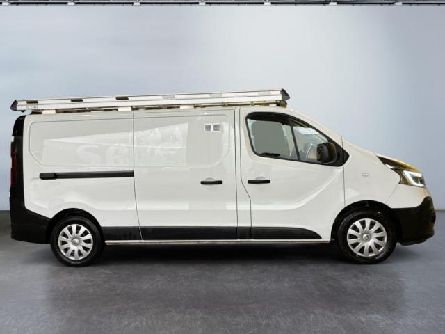 Renault Trafic image 7