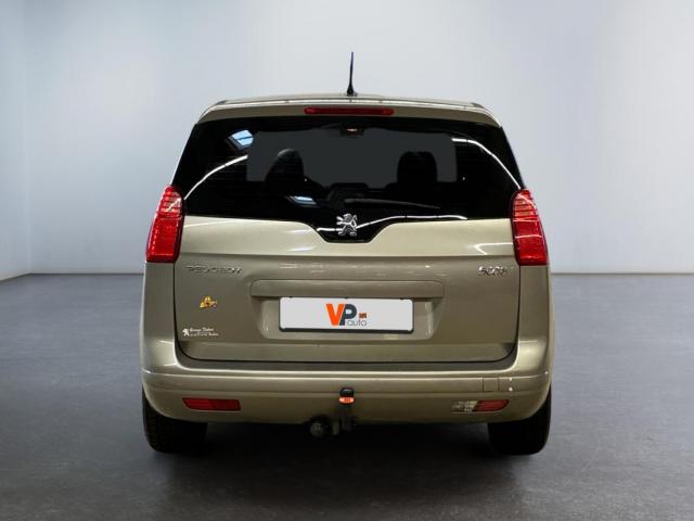 Peugeot 5008 image 3