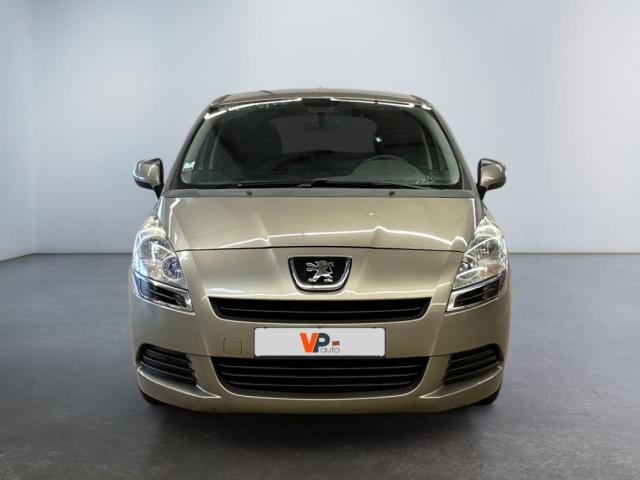 Peugeot 5008 image 1