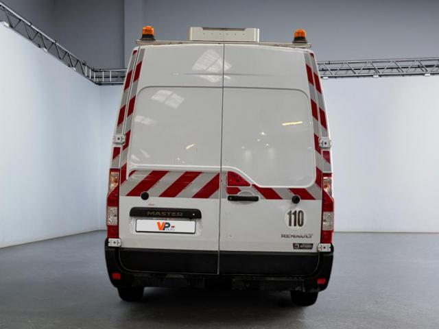 Renault Master image 3