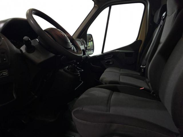 Renault Master image 6