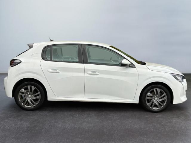 Peugeot 208 image 2