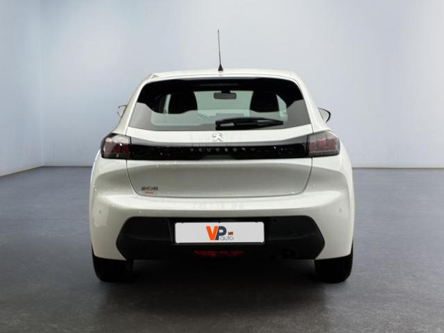 Peugeot 208 image 8