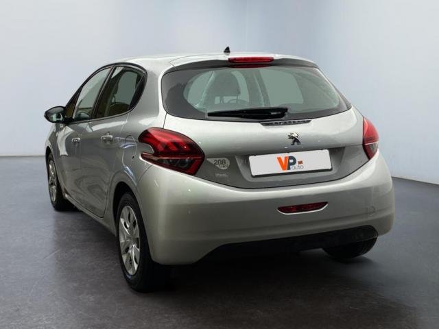 Peugeot 208 image 3