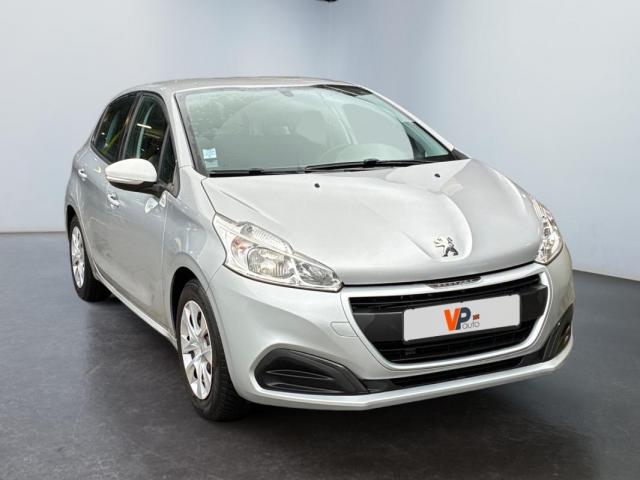 Peugeot 208 image 1