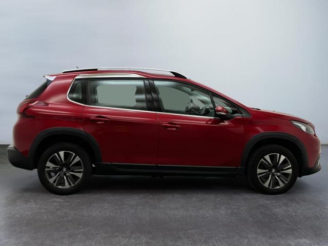 Peugeot 2008 image 1