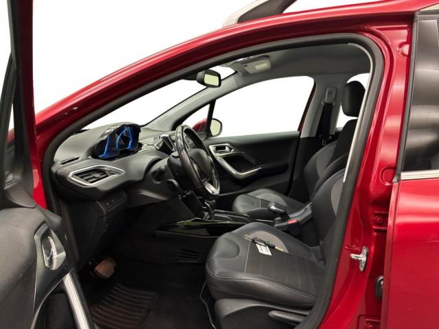 Peugeot 2008 image 2