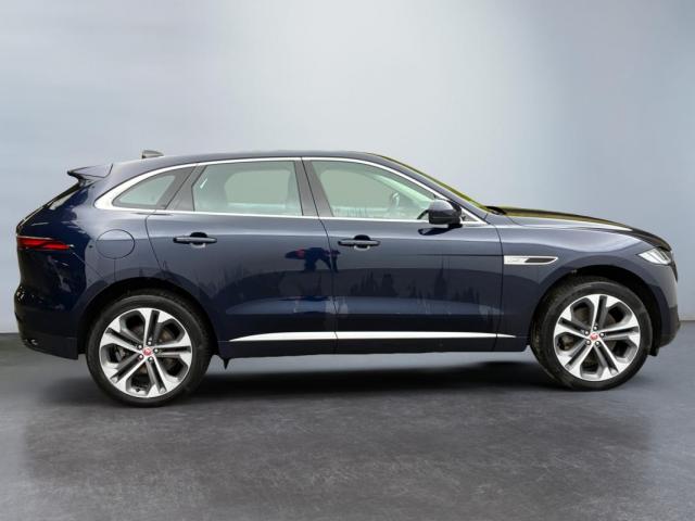 Jaguar F-Pace image 7