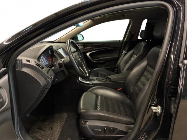 Opel Insignia Sports Tourer image 5