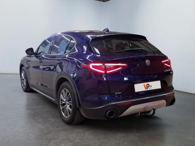 Alfa Romeo Stelvio image 6