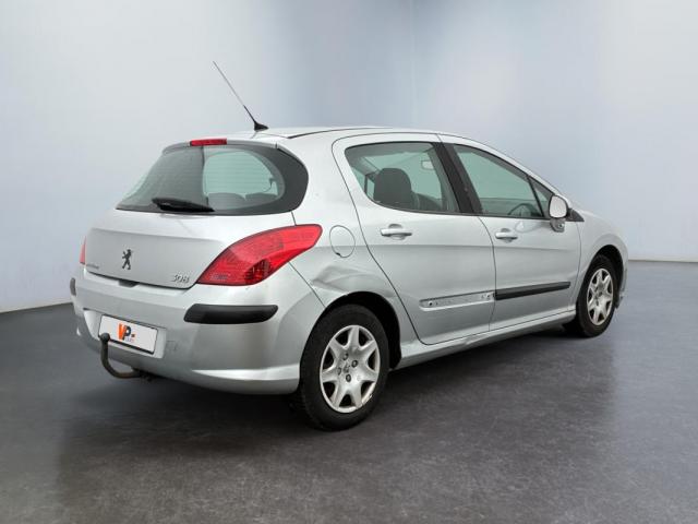 Peugeot 308 image 1