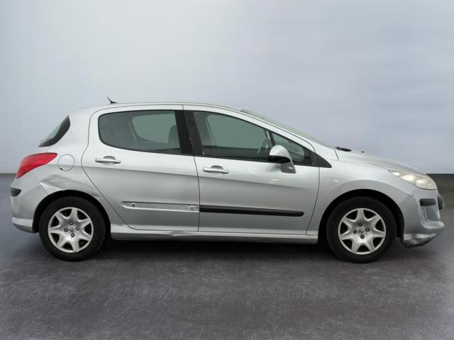 Peugeot 308 image 5